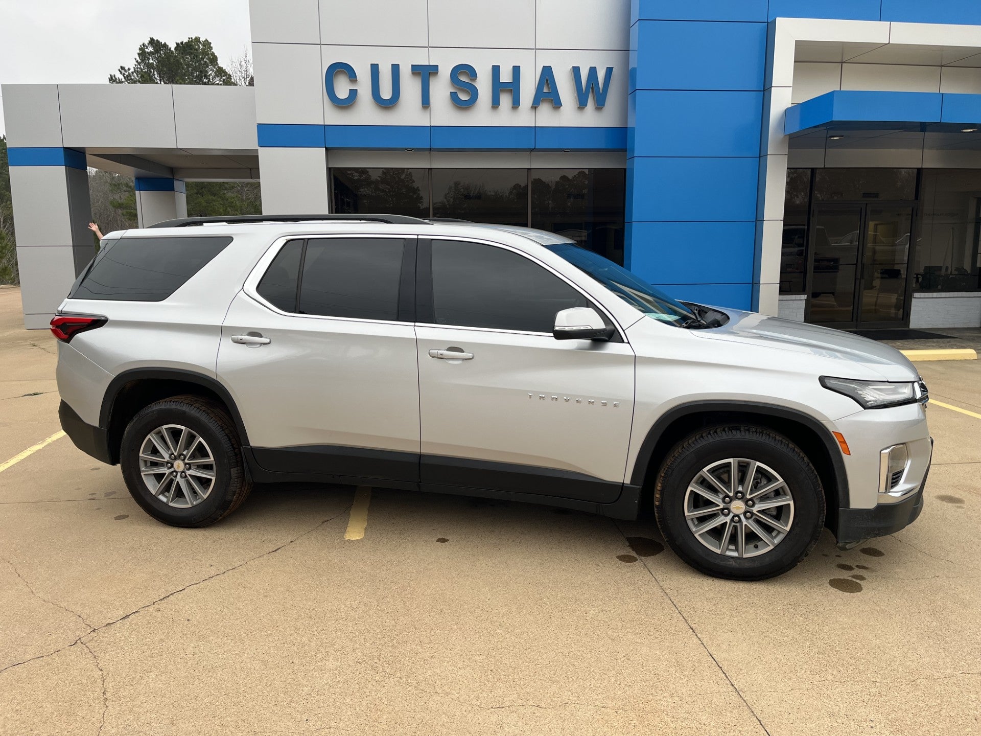 2022 Chevrolet Traverse LT Cloth